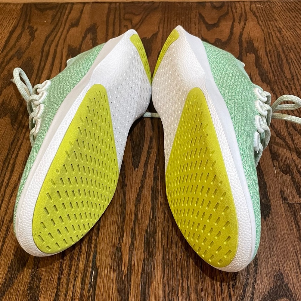ALLBIRDS Women’s Lyra (Bright White Sole) Tree Dasher 1 - Picture 10 of 15